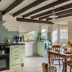 Garth Cottage In West Ayton
