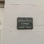 Dickie Hoy\'S Cottage