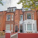 Huge 12 Bedroom Sleep 24 Luxury With 2 Hot Tubs