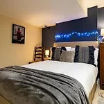 Castle Bay Apartment