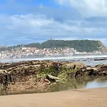 Gowland Cottage, Old Town, Scarborough