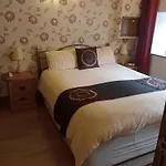 Larch Cottage Ruston Dog Friendly With Hot Tub
