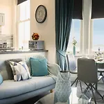 Sea View Serenity Breath Taking Sea View Sleeps 4