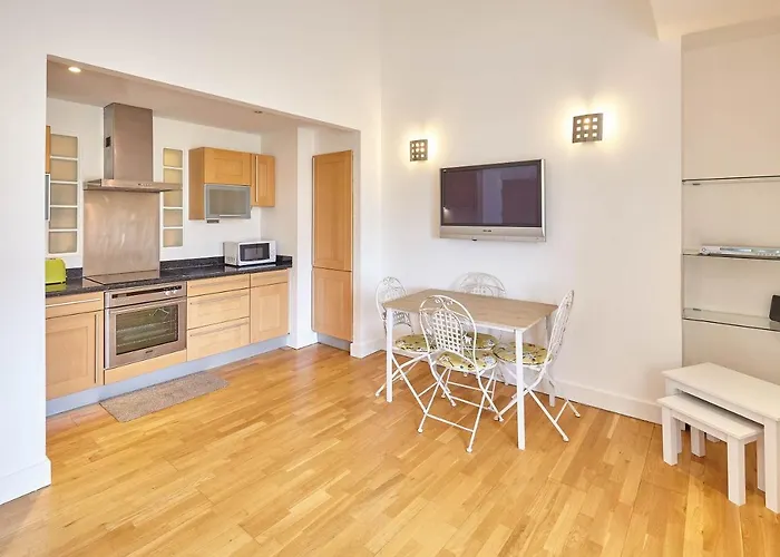 Host & Stay - Penthouse Pad