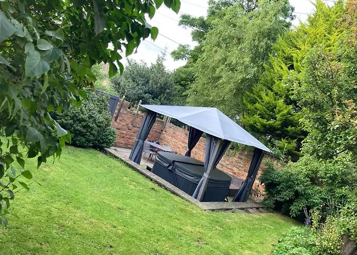 Seafolly With Optional Private Hot Tub - Holiday Home Apartment South Bay Scarborough