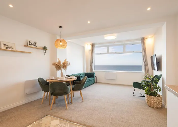 Apartment 2, King\'S Court