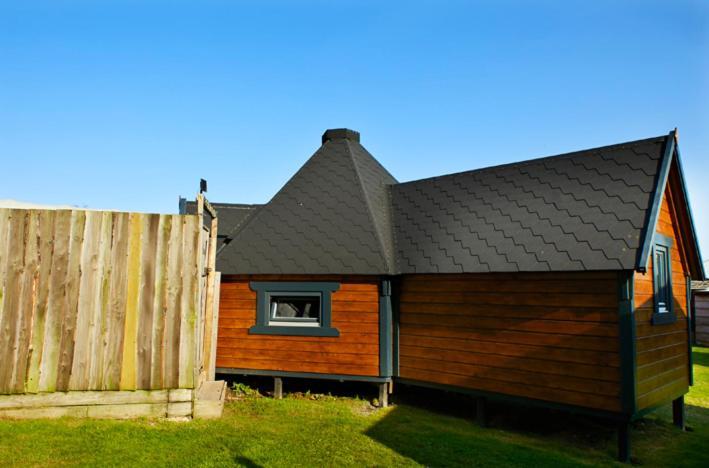 Pinewood Park - Tipis, Hot Tubs And Scarborough