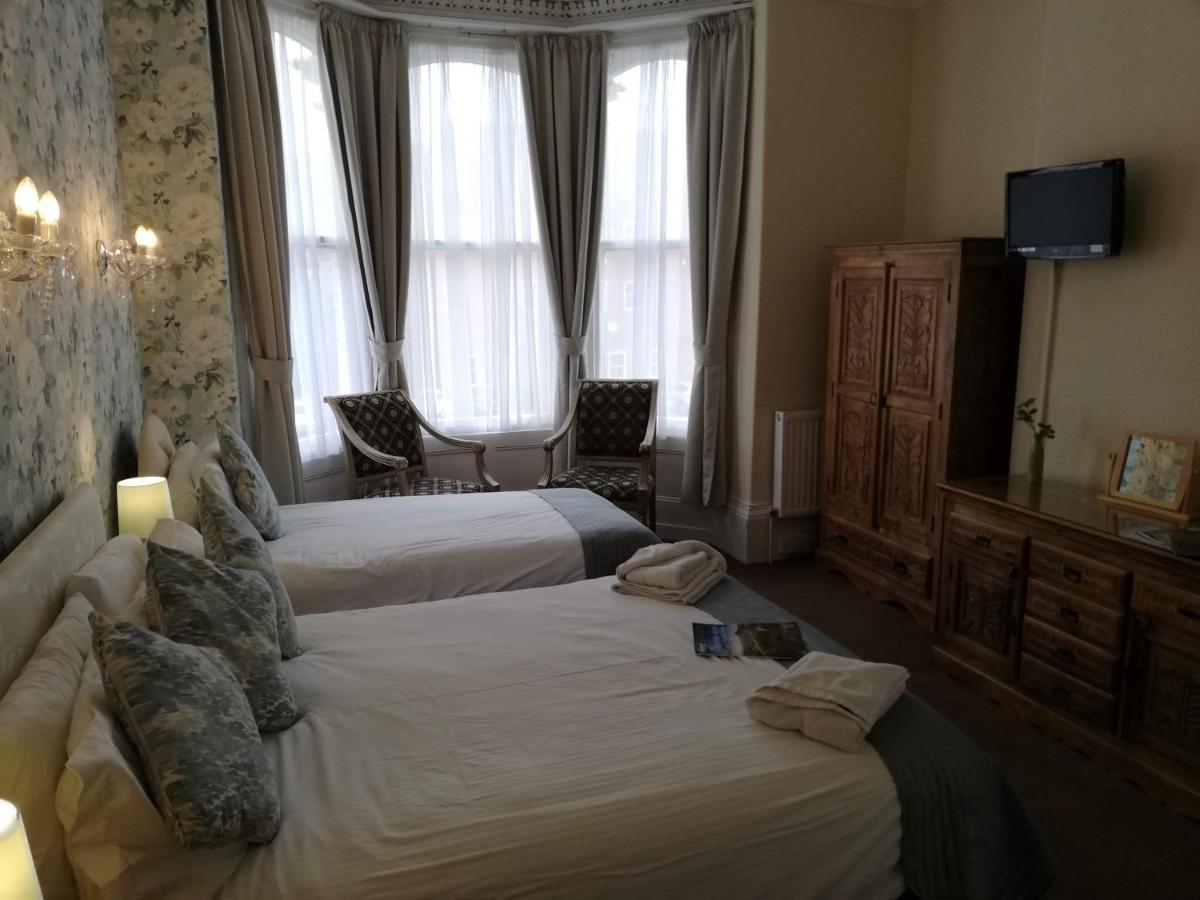 Bed & Breakfast Esplanade Gardens 4*
