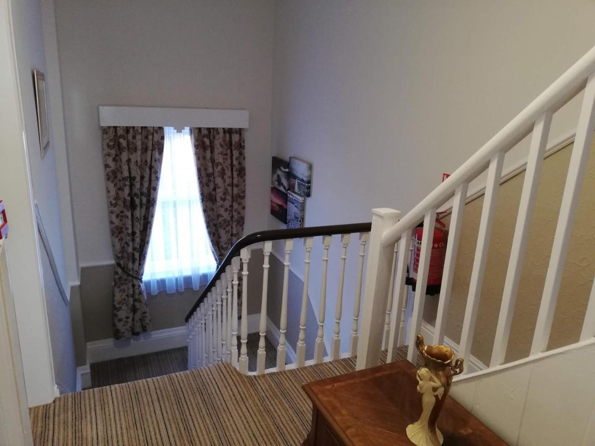 Bed & Breakfast Esplanade Gardens 4*