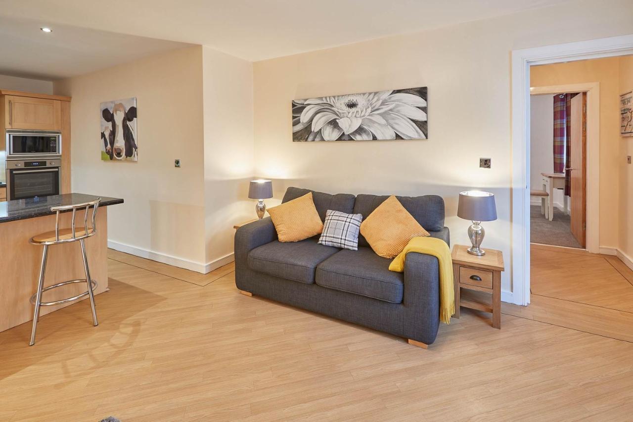 Apartment Host & - Royal Sands Scarborough