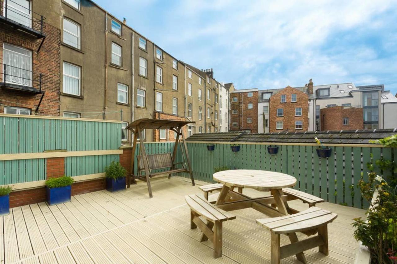 Seaside Retreat In North Bay - With Parking * Scarborough