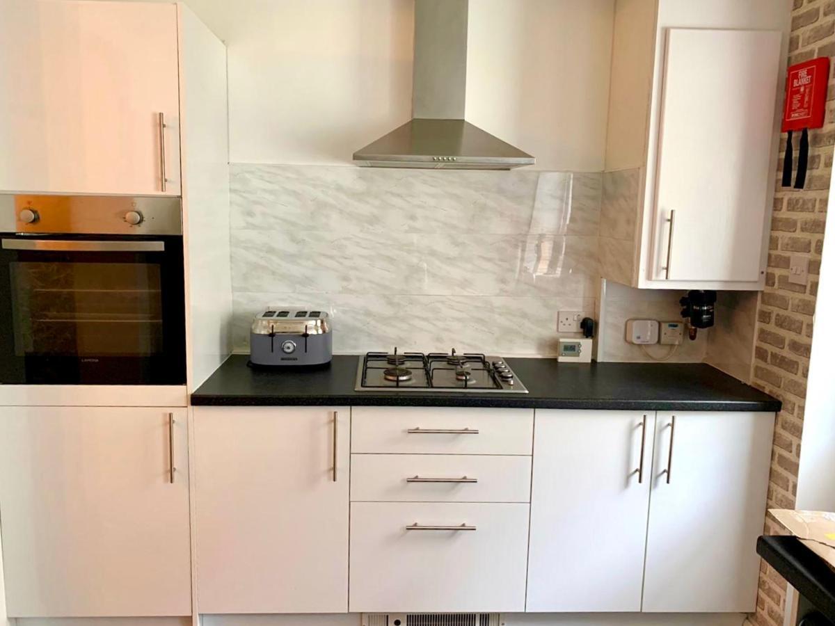 Durham House - Fantastic Location And Great Price In Holiday home *