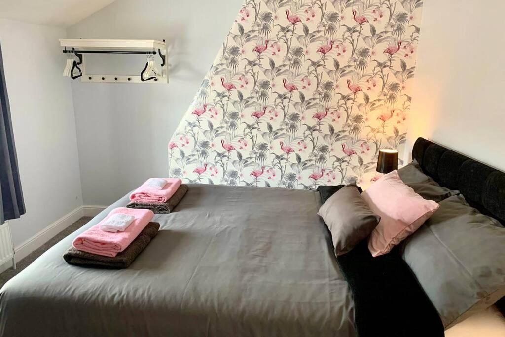 Durham House - Fantastic Location And Great Price In