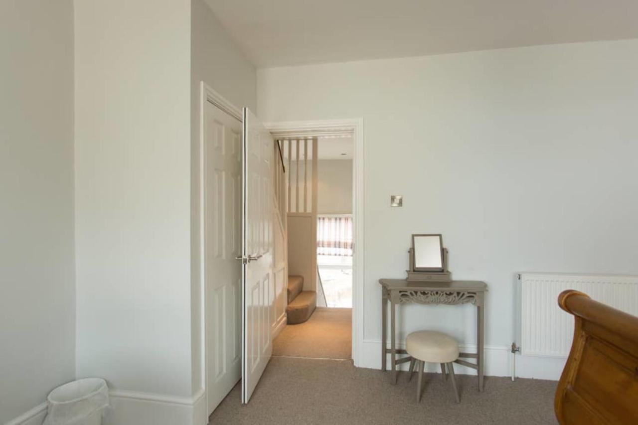Seaside Retreat In North Bay - With Parking Holiday home Scarborough