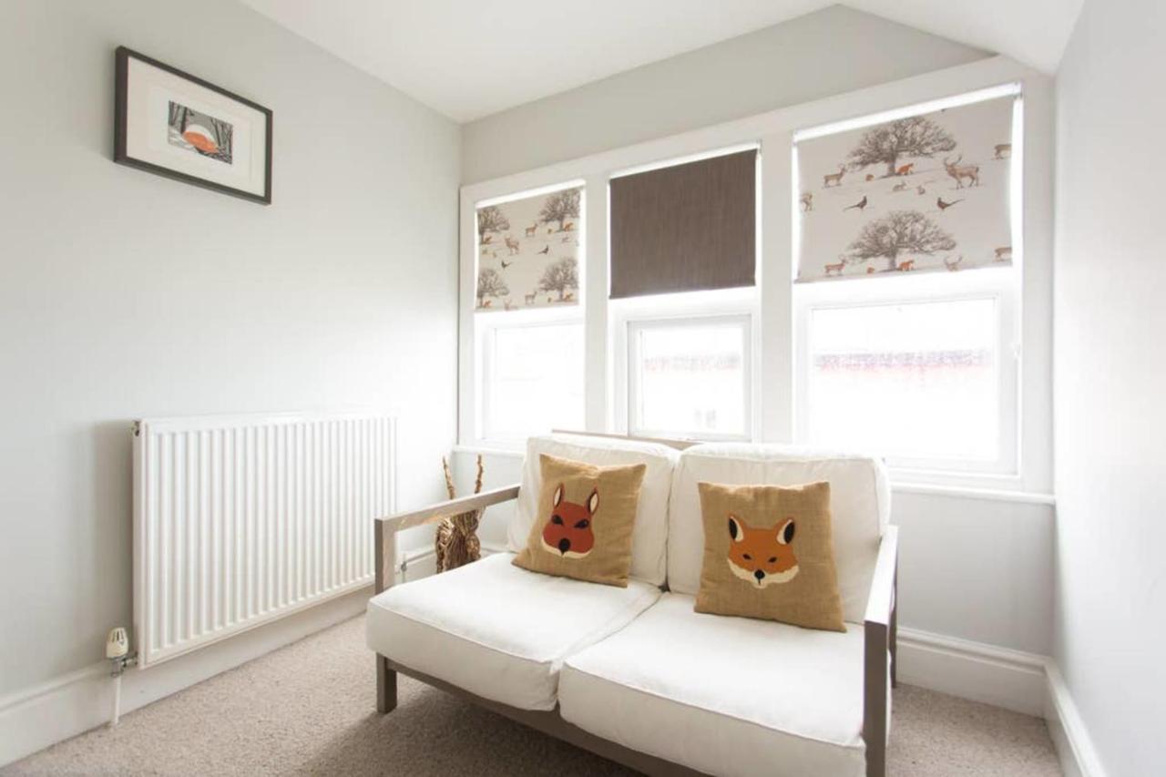Holiday home Seaside Retreat In North Bay - With Parking