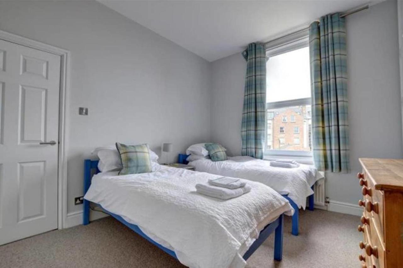 Holiday home Seaside Retreat In North Bay - With Parking Scarborough