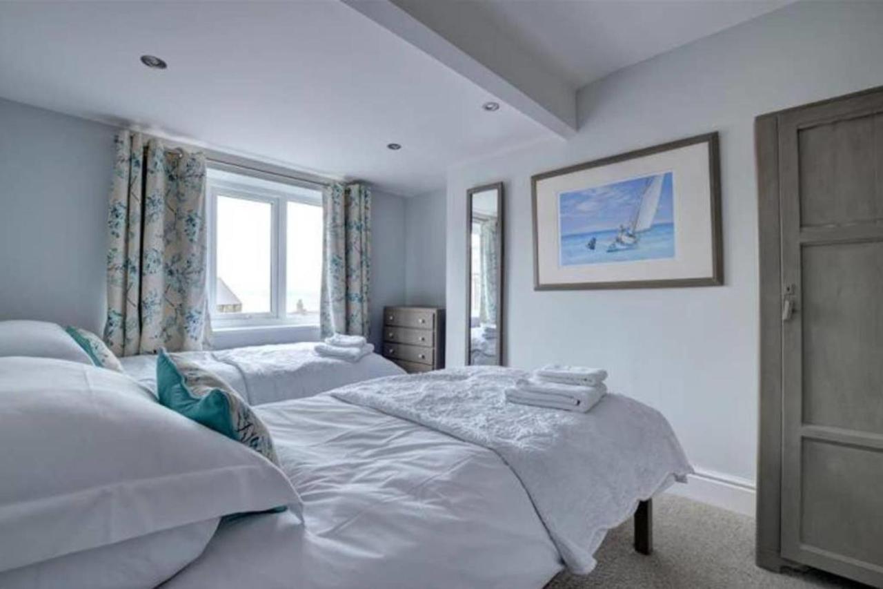 Seaside Retreat In North Bay - With Parking Holiday home Scarborough