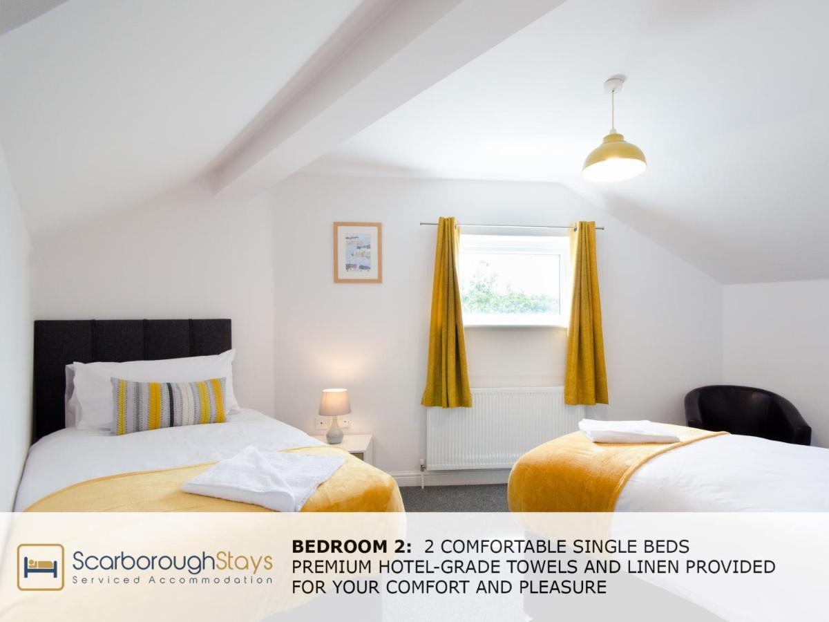 Candler - 3 Bedroom Townhouse With Parking - Patio Area & Seating Holiday home *