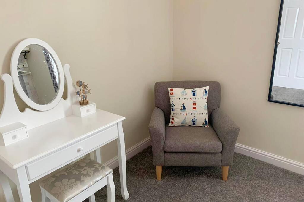 Durham House - Fantastic Location And Great Price In *
