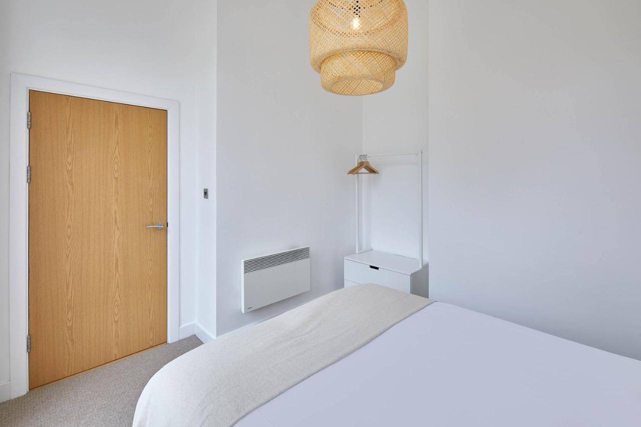 Apartment Host & - Easby Hall 1