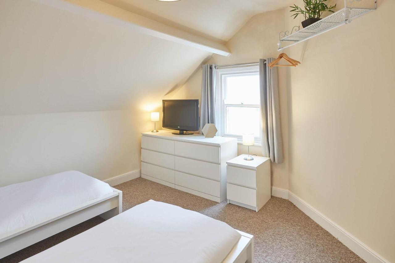 Host & - The Townhouse Holiday home