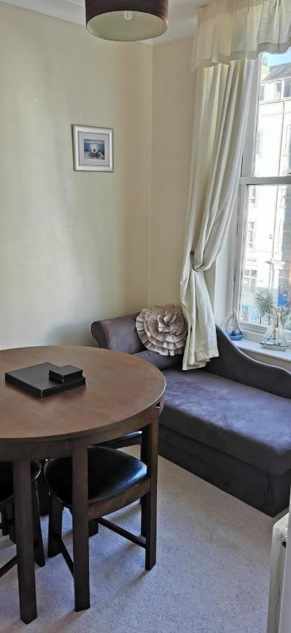 Cricketers View Apartment Scarborough