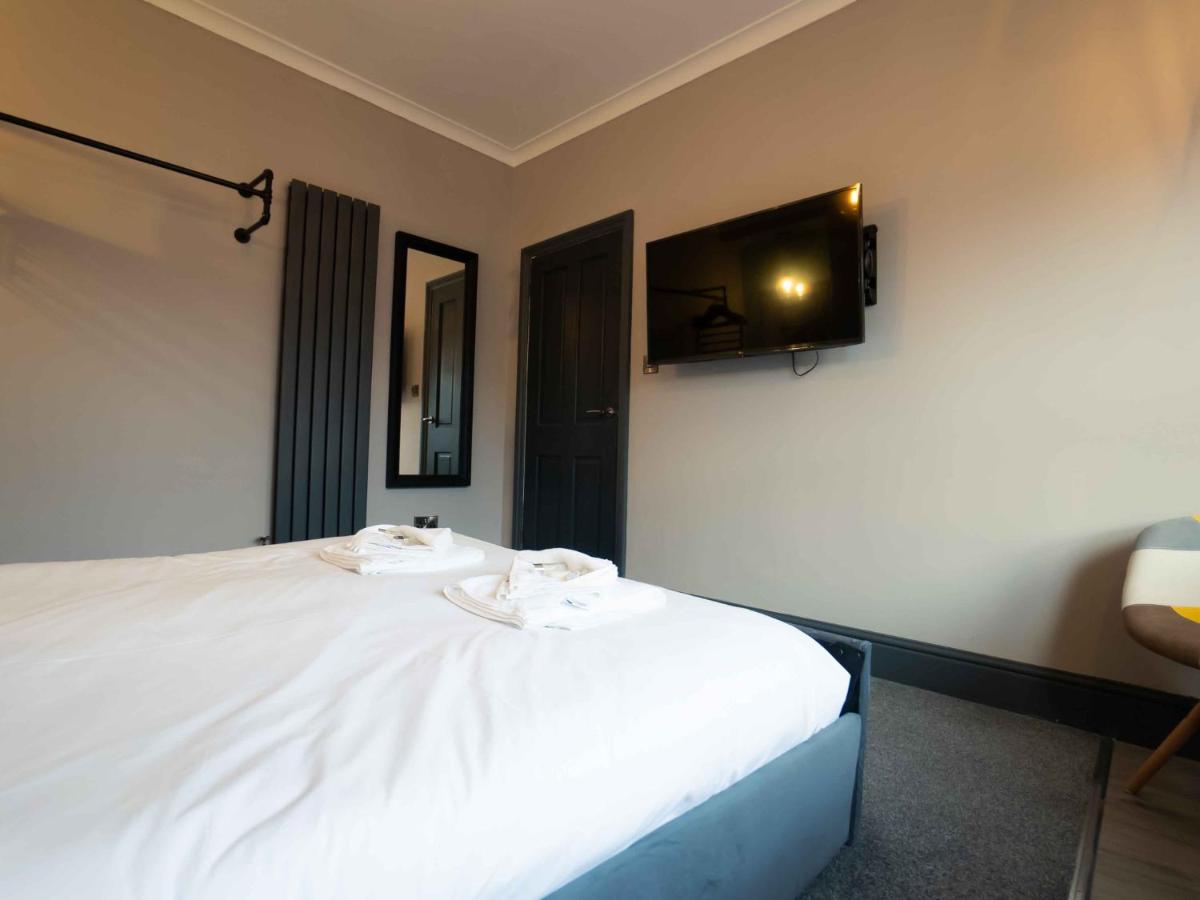 Pass The Keys Amazing, Newly Renovated 5bedroom House Sleeps 10