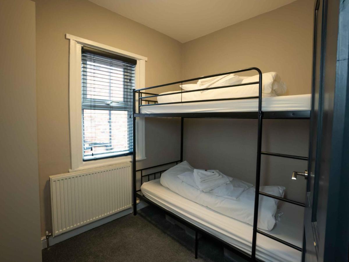 Pass The Keys Amazing, Newly Renovated 5bedroom House Sleeps 10 Holiday home
