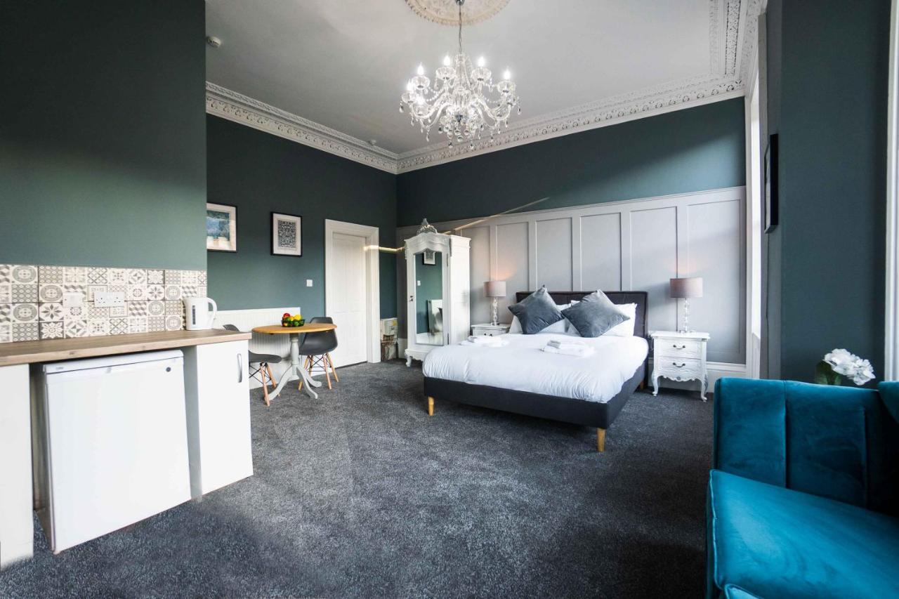 Westbourne Villas Suite 4