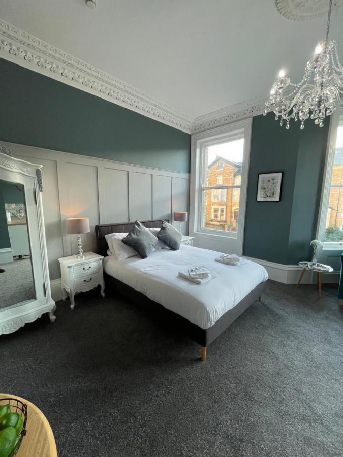 Westbourne Villas Suite 4 *