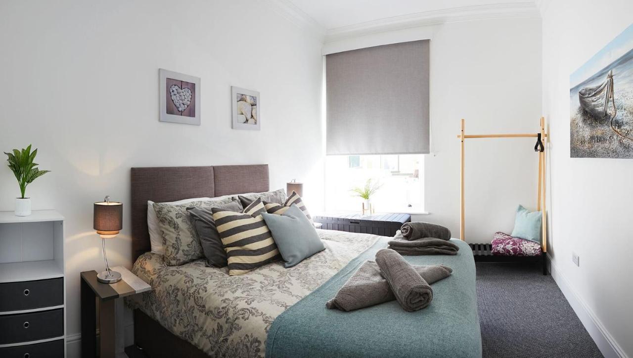 Headland View - Stunning Sea Views - Yorkshire Coast Lets Scarborough
