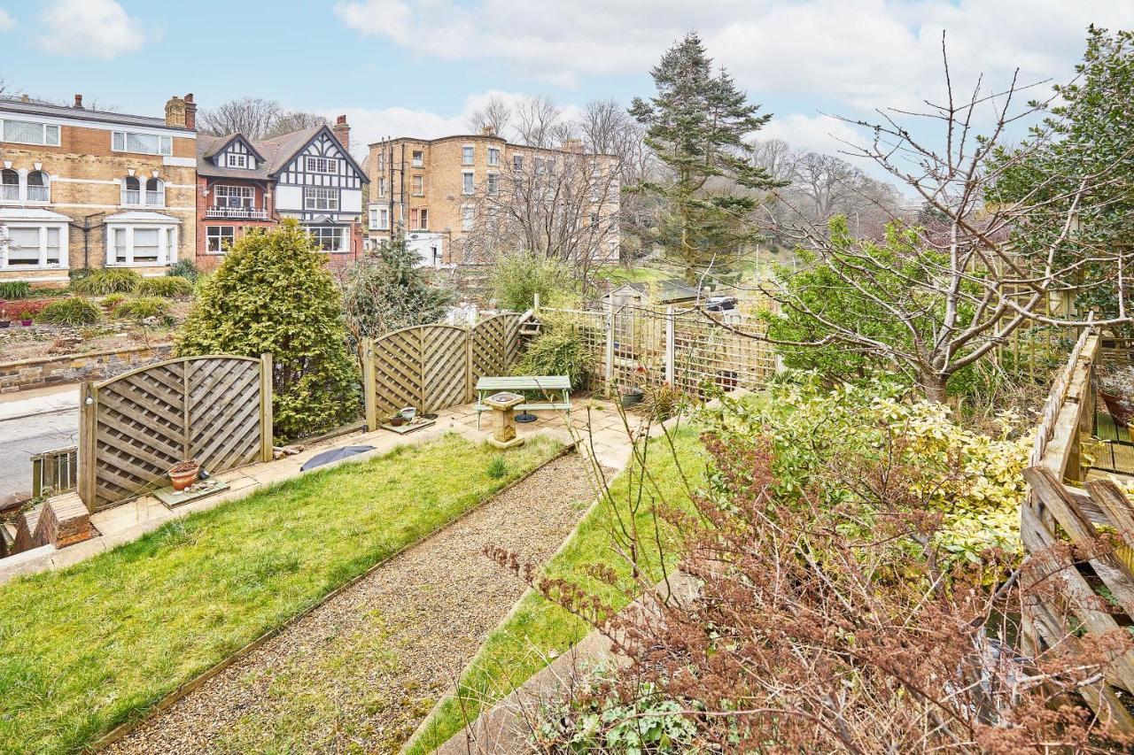 Host & - The Garden Flat * Scarborough