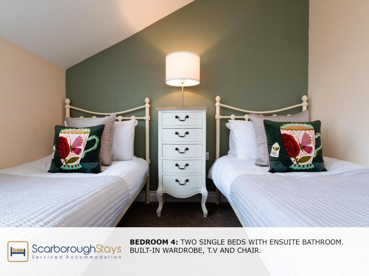 - Luxury Townhouse Ideal For Large Groups - Hot Tub Holiday home *