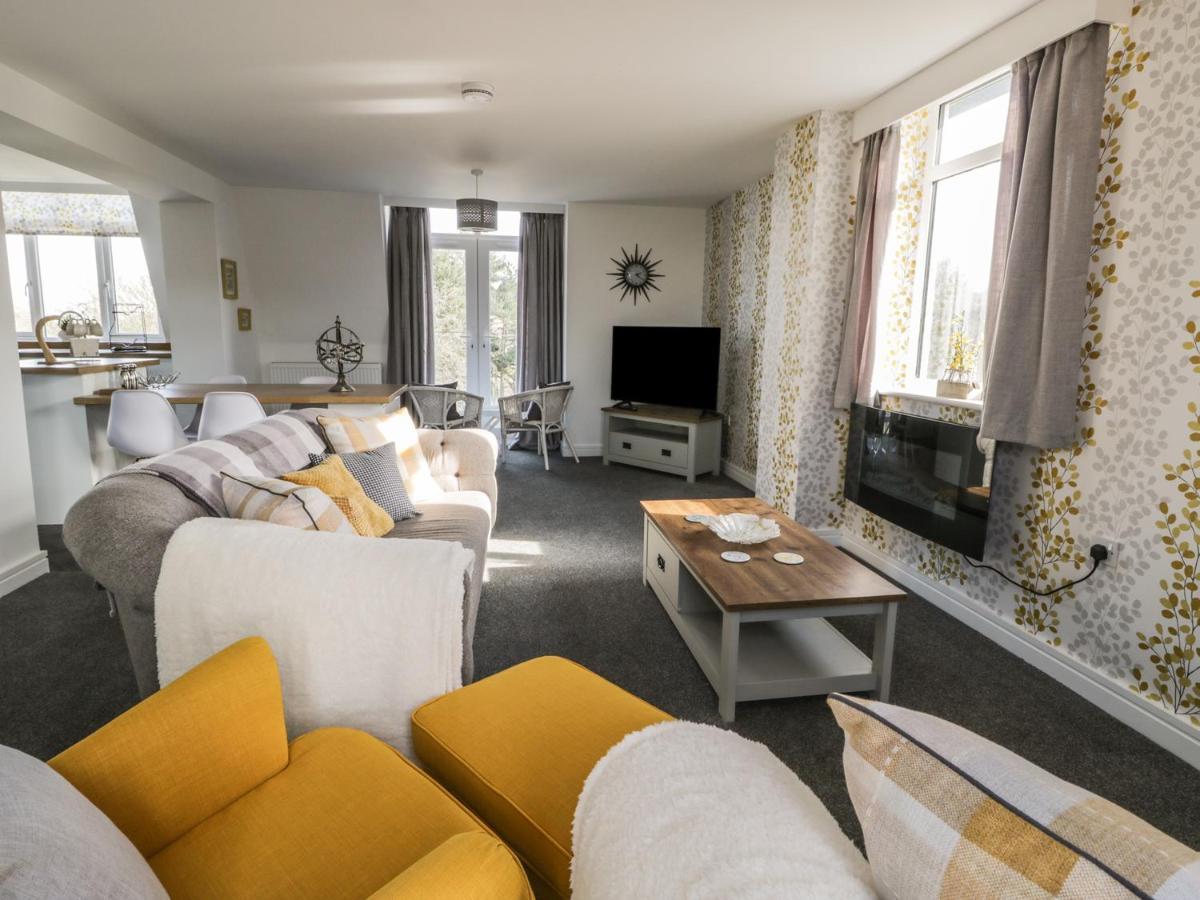 Manor Heath - The Penthouse Apartment Scarborough