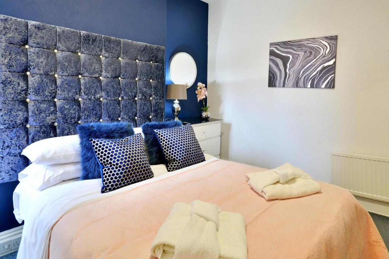 Guest house At 153 Only *