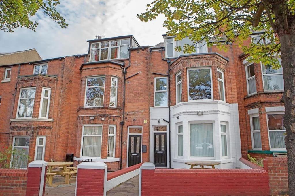 - Luxury Townhouse Ideal For Large Groups - Hot Tub Holiday home