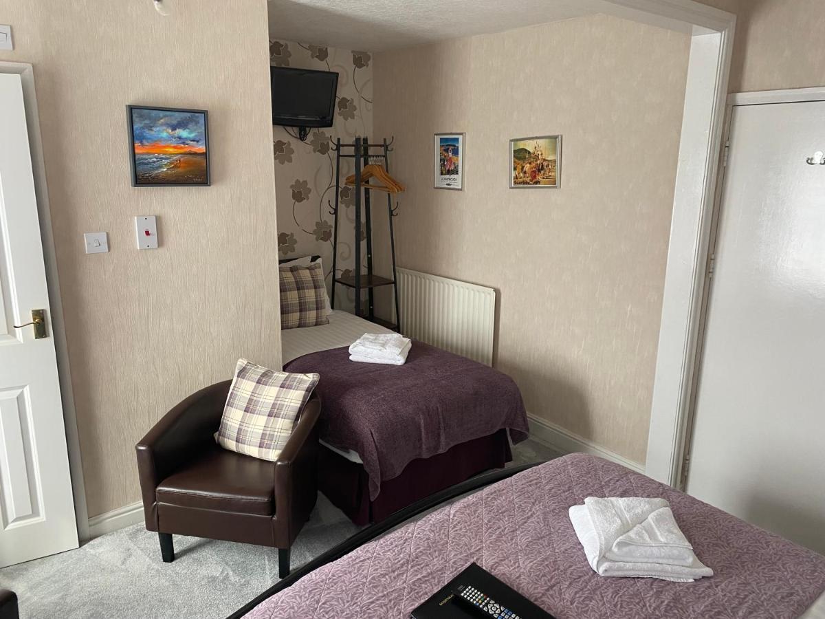 The Leeway Guest house 4*