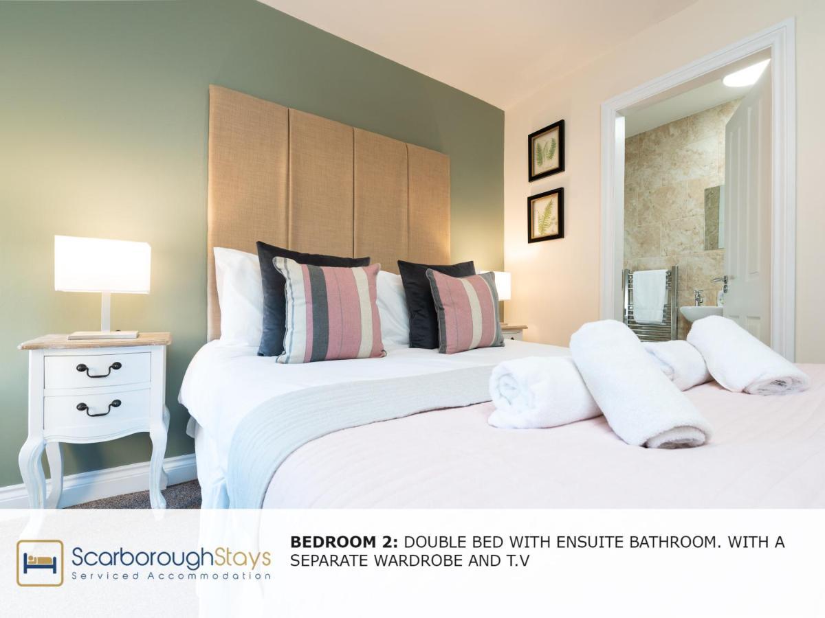 Holiday home - Luxury Townhouse Ideal For Large Groups - Hot Tub Scarborough