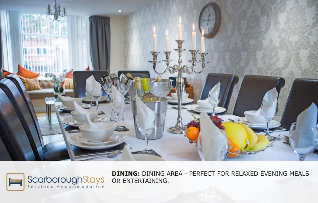 Holiday home - Luxury Townhouse Ideal For Large Groups - Hot Tub