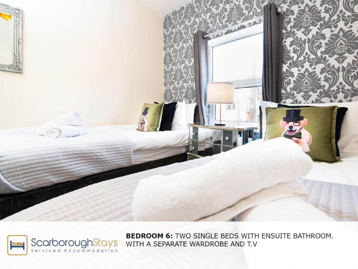 Holiday home - Luxury Townhouse Ideal For Large Groups - Hot Tub