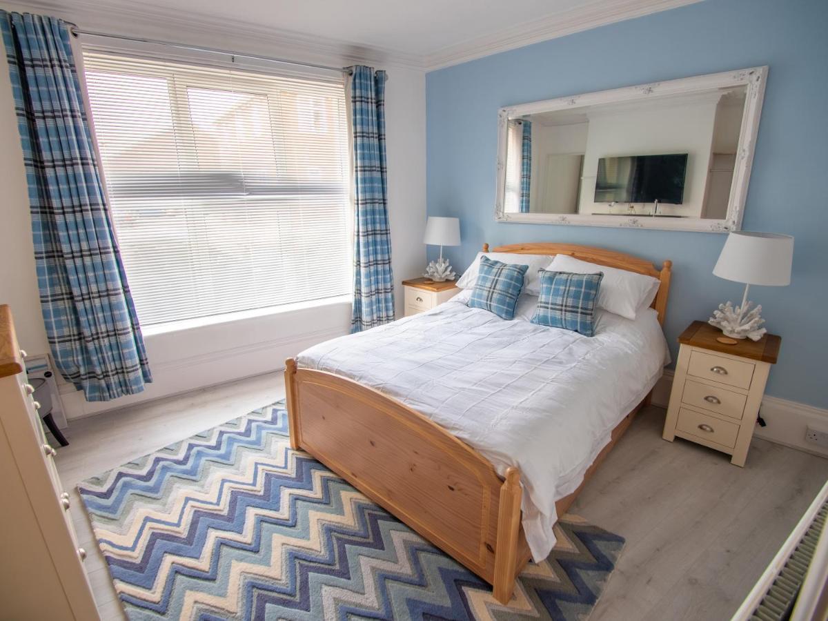 North Bay With Internet, Smart Tv's And Patio Area
