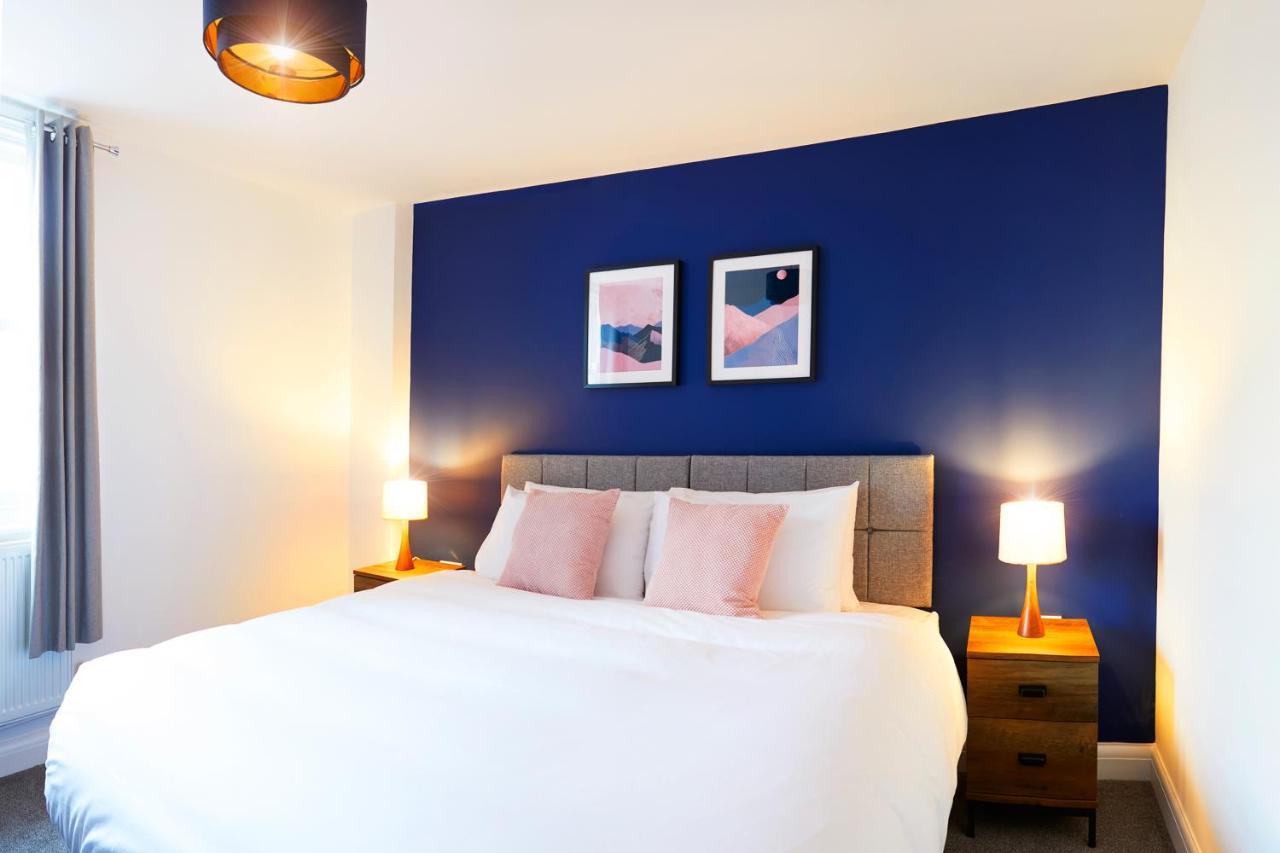 Beautifully Furnished 4-bed Townhouse On South Cliff Holiday home
