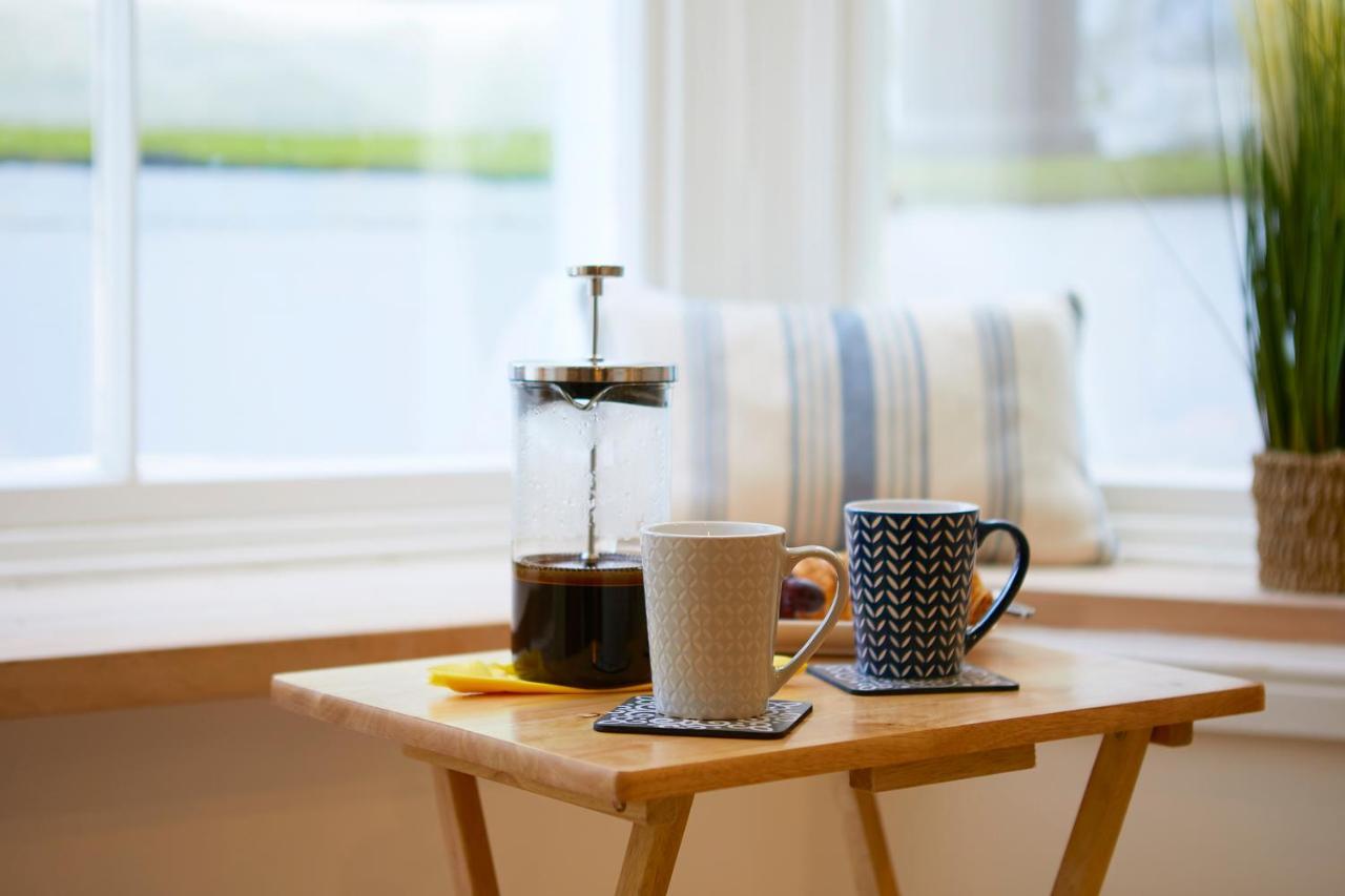 Apartment The Hideaway @ Empire 39: Town Centre Retreat Near Train Station Scarborough
