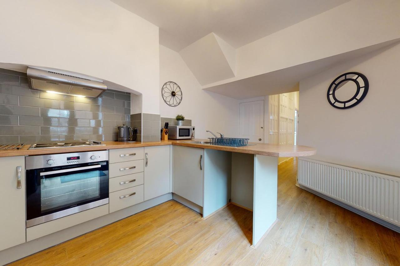 No10 Seaside - Ground Floor Apartment