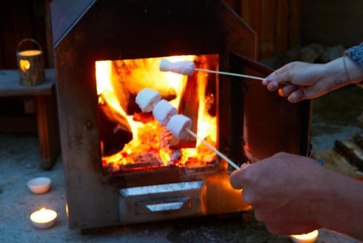 Pinewood Park - Tipis, Hot Tubs And Campsite 4*