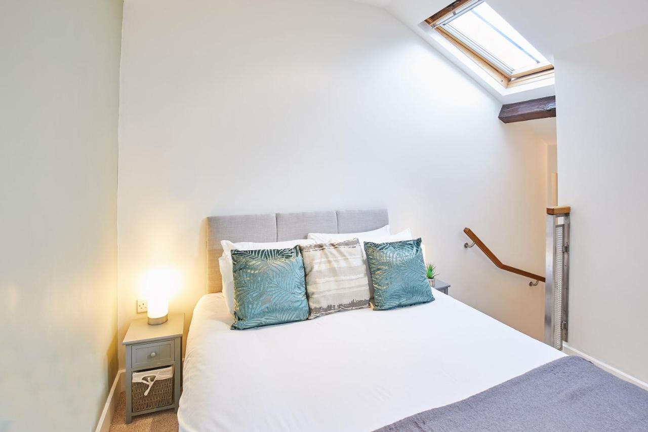 Host & - 15 Easby Hall Apartment *