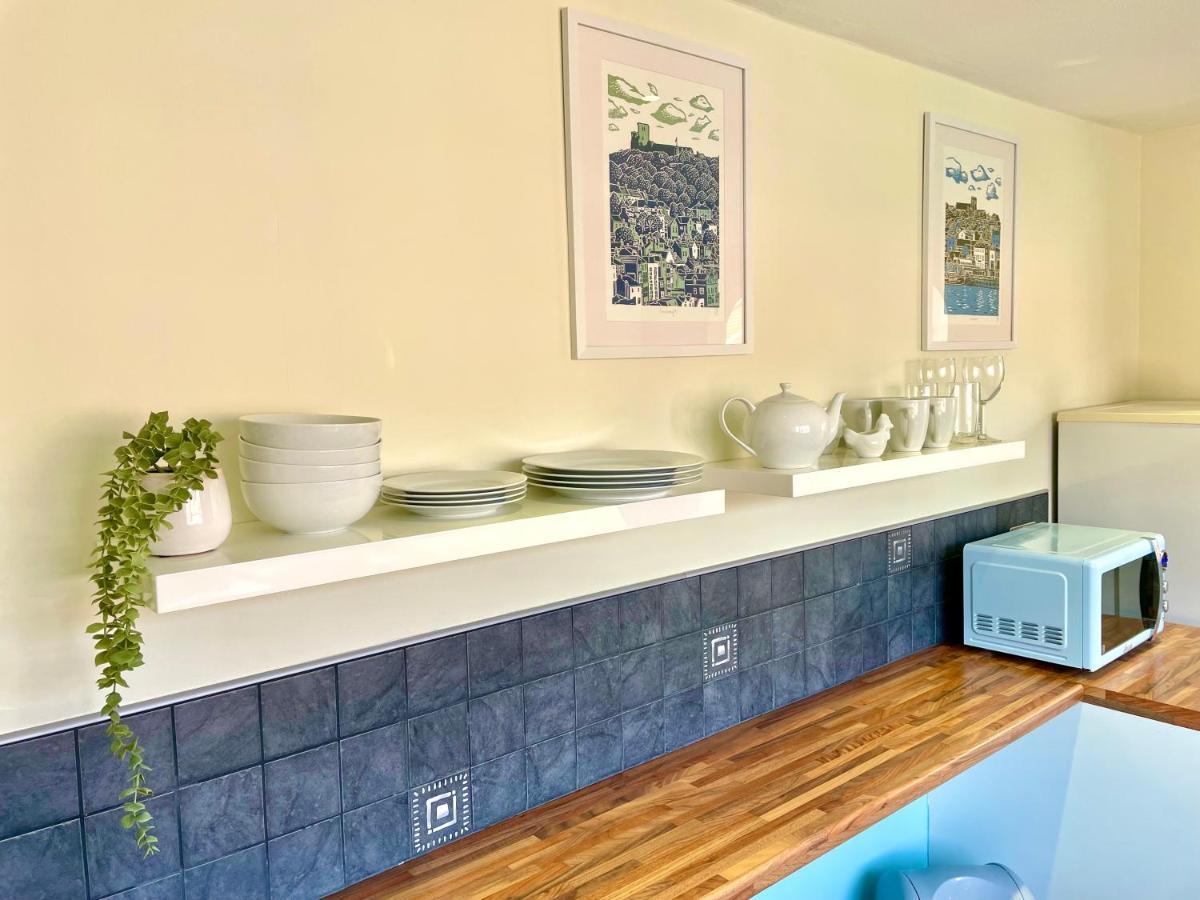 Lighthouse View, One Min From Harbour & Beach Apartment Scarborough