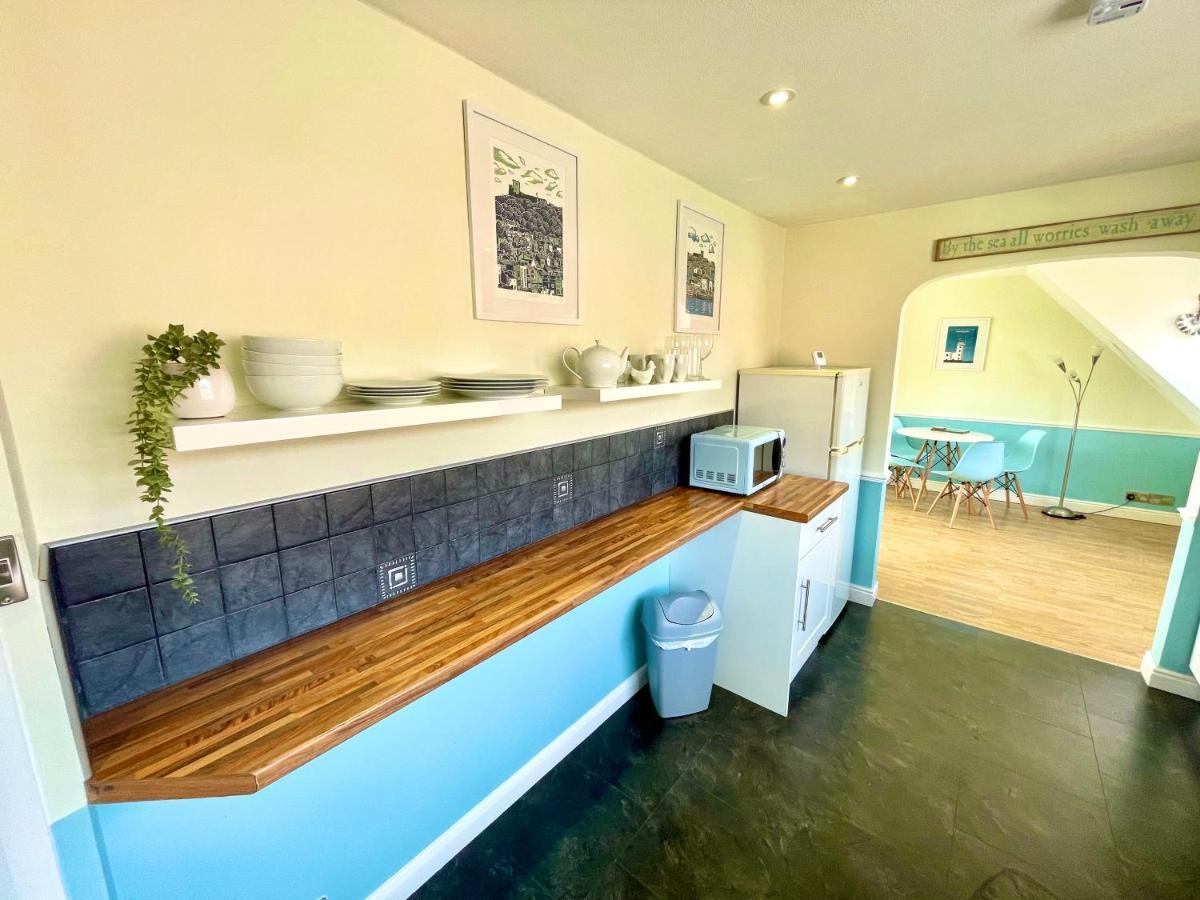 Lighthouse View, One Min From Harbour & Beach * Scarborough