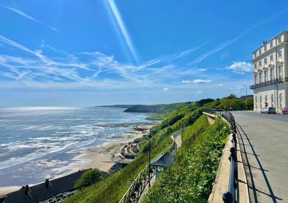 The Hideaway Luxury 5* 2 Bed Garden Scarborough