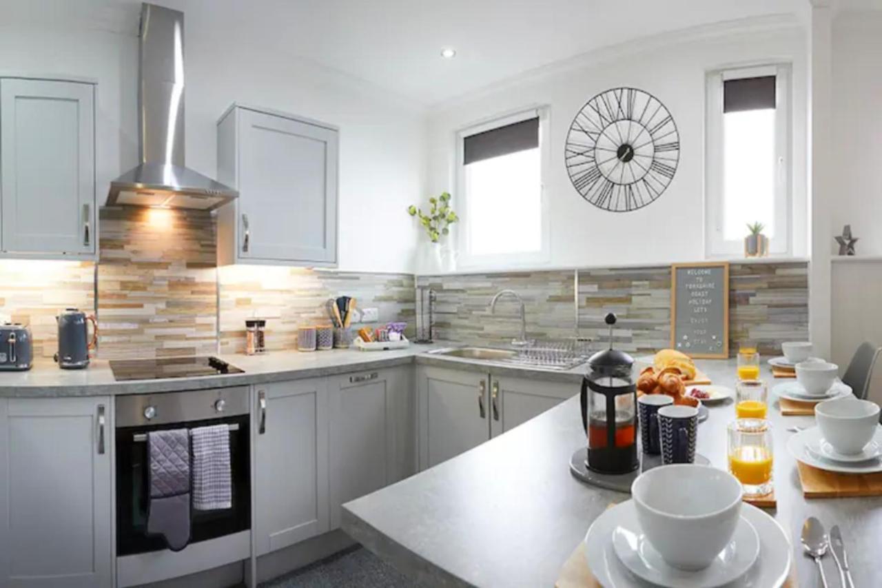 Bay View Amazing Sea Views!!! Yorkshire Coast Lets Apartment *